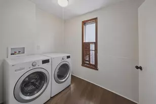 26 Vernon, Holyoke, MA 01040 - Photo 9
