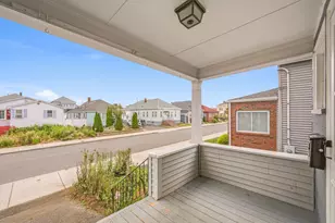 91 Pomona St, Revere, MA 02151 - Photo 5