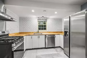 51 Selwyn Rd, Randolph, MA 02368 - Photo 3