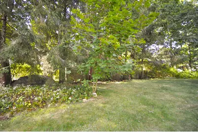 122 Sunset Dr, Brockton, MA 02301 - Photo 21