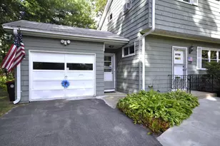 122 Sunset Dr, Brockton, MA 02301 - Photo 3
