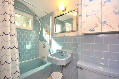 122 Sunset Dr, Brockton, MA 02301 - Photo 15