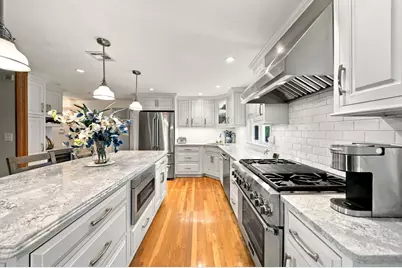 150 Fairways Edge Dr, Marshfield, MA 02050 - Photo 3