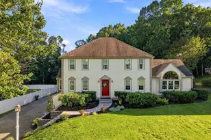 150 Fairways Edge Dr, Marshfield, MA 02050 - Photo 1