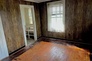 31 Fair St, Northampton, MA 01060 - Photo 11