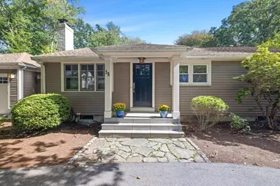 38 Hunnewell St, Needham, MA 02494 - Photo 3