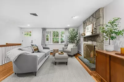 38 Hunnewell St, Needham, MA 02494 - Photo 9