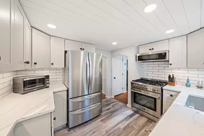 338 Green St, Weymouth, MA 02191 - Photo 5