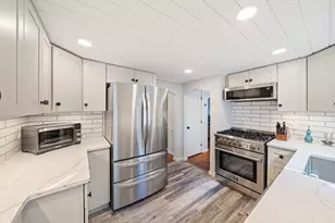 338 Green St, Weymouth, MA 02191 - Photo 5