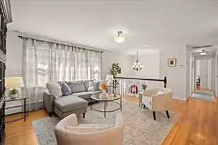 116 Running Brook Rd, Boston, MA 02132 - Photo 9