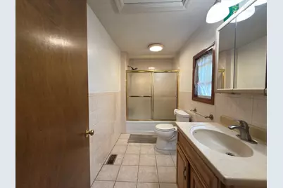285 Huttleston Ave, Fairhaven, MA 02719 - Photo 9