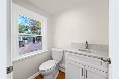 32 Grant Rd, Lynn, MA 01904 - Photo 15