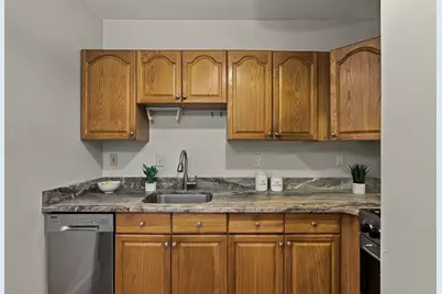 5 Haskell Street #43, Cambridge, MA 02140 - Photo 9