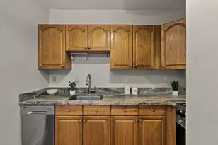 5 Haskell St, Cambridge, MA 02140 - Photo 9