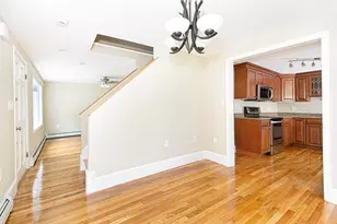13 Brook St, Reading, MA 01867 - Photo 17
