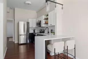256 Bremen St, Boston, MA 02128 - Photo 5