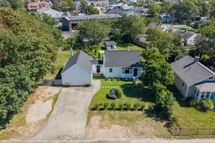 72 Grove St, Barnstable, MA 02601 - Photo 3