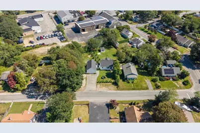 72 Grove St, Barnstable, MA 02601 - Photo 7