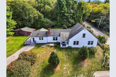 15 North St, Upton, MA 01568 - Photo 1