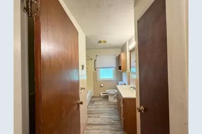 178 N Main St, Templeton, MA 01438 - Photo 15