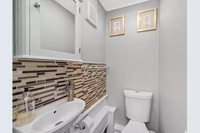 19 Richmond St, Boston, MA 02124 - Photo 23