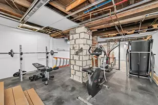 19 Richmond St, Boston, MA 02124 - Photo 25