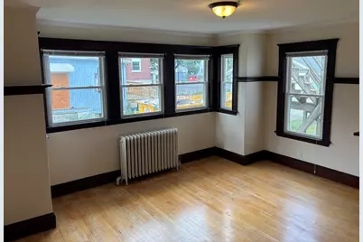 58 Lawrence St, Framingham, MA 01702 - Photo 5