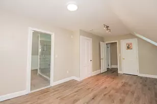 19 Lynn St, Peabody, MA 01960 - Photo 17