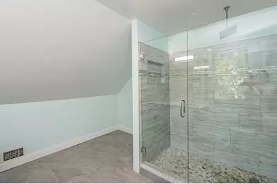19 Lynn St, Peabody, MA 01960 - Photo 19