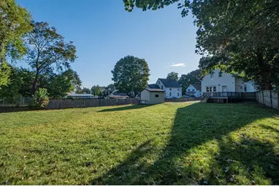 19 Lynn St, Peabody, MA 01960 - Photo 23