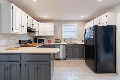 45 S Pine St, Haverhill, MA 01835 - Photo 11