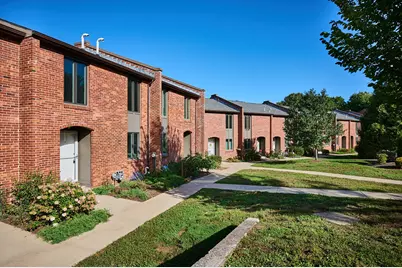 16 Bedford Ct #16, Amherst, MA 01002 - Photo 1