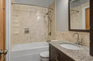 16 Bedford Ct, Amherst, MA 01002 - Photo 27