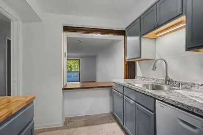 16 Bedford Ct #16, Amherst, MA 01002 - Photo 7
