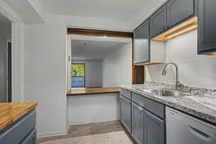 16 Bedford Ct, Amherst, MA 01002 - Photo 7