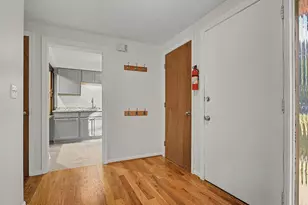 16 Bedford Ct, Amherst, MA 01002 - Photo 5