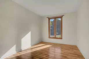 16 Bedford Ct, Amherst, MA 01002 - Photo 23