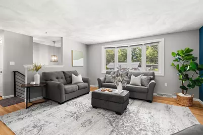 20 Humboldt Ave, Burlington, MA 01803 - Photo 3
