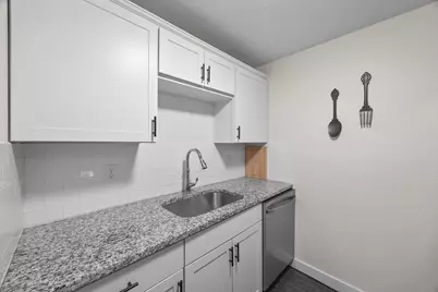171 Heritage Dr #171, Northbridge, MA 01588 - Photo 11