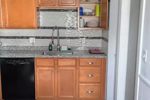 26 Cutler St, Winthrop, MA 02152 - Photo 5