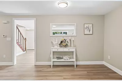 1078 Granby Rd, Chicopee, MA 01020 - Photo 9