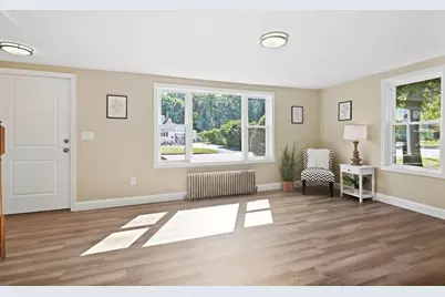 1078 Granby Rd, Chicopee, MA 01020 - Photo 13