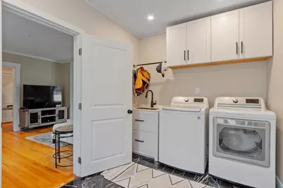 48 Walnut St, Hudson, MA 01749 - Photo 15
