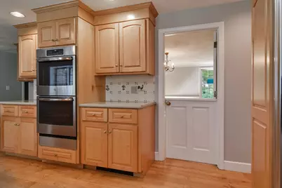 46 Donnelly Dr, Dover, MA 02030 - Photo 9