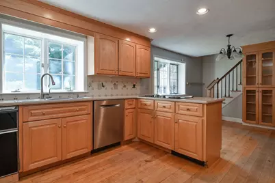 46 Donnelly Dr, Dover, MA 02030 - Photo 5