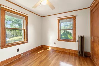 16 Suffolk Street, Medford, MA 02155 - Photo 23