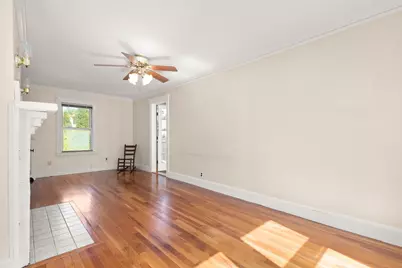 16 Suffolk Street, Medford, MA 02155 - Photo 9