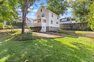 16 Suffolk St, Medford, MA 02155 - Photo 29