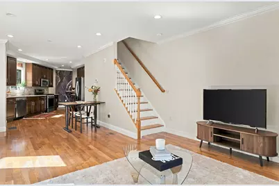 160 Green Street #1, Melrose, MA 02176 - Photo 5