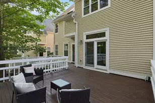 85 Hammond Pl, Woburn, MA 01801 - Photo 7
